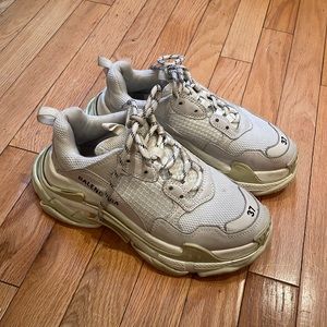 Balenciaga Triple S